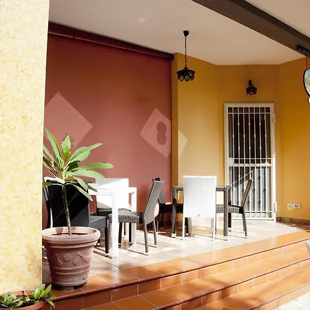Lemon Tree Bed & Breakfast Mondello