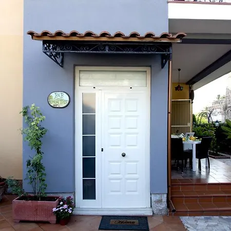 Lemon Tree Bed & Breakfast
