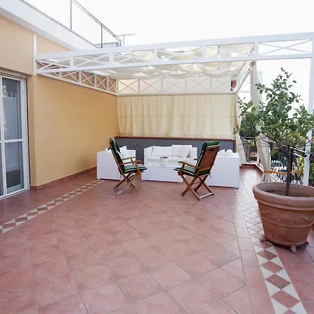 Bed & Breakfast Lemon Tree
